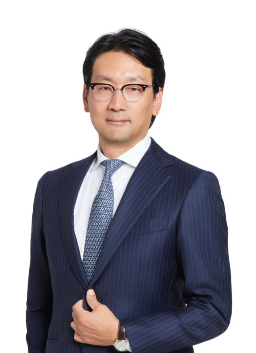 Ryan Young Myung Lee leadership profile